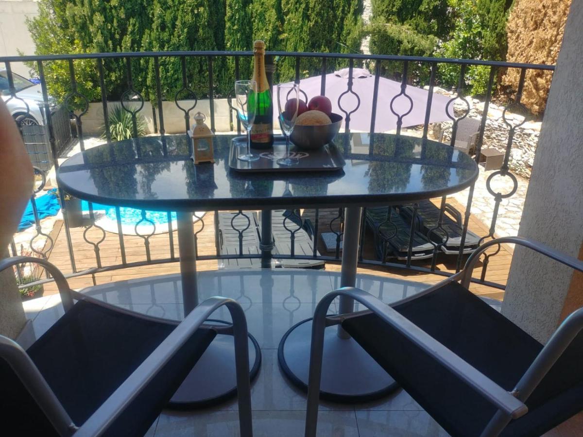 Lana Apartman Lägenhet Medulin Exteriör bild